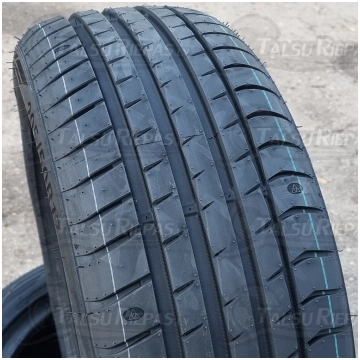 235/55R19 TRIANGLE Effexsport TH202 105W XL Elect