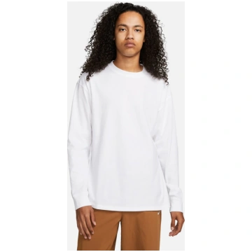 Nike ESSENTIALS Long-Sleeve Skate T-Shirt