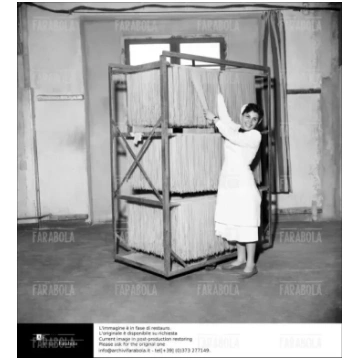 Stabilimento Pasta Agnesi, 1955 - Editoriale