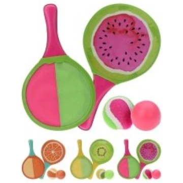 Free and Easy Pludmales spēle Catch and Beach ball