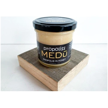 Propoliss medū