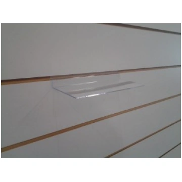 Plastmasas plaukts