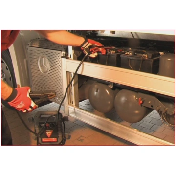 12 V Batterie-Booster - mobila piestartēšanas ierī
