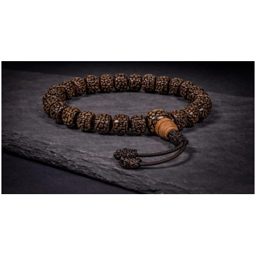 Pulēta rudrakša mala / rokassprādze (21 krellīte,