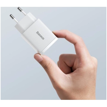 Baseus Compact quick charger USB Type C / USB 20 W
