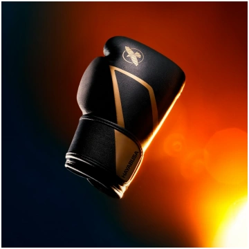 Hayabusa E1 boksa cimdi - melna/zelta krāsa