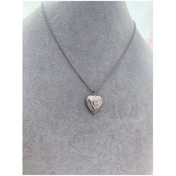 Silver / Front Only Heart Locket Necklace