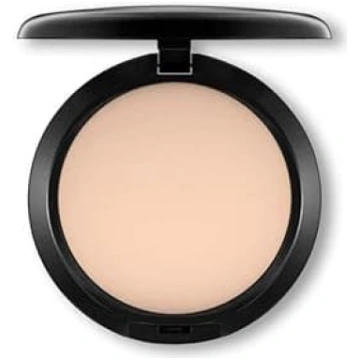 Studio Fix Powder Plus Foundation no MAC NC15 ANEB