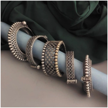 RAJESHWARI Silver Replica Bangle Stack Fusion Vogu