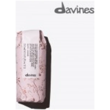 Davines More Inside viegls, vidējas noturības teks