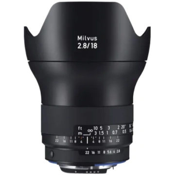 Zeiss Milvus 18mm f/2.8 Nikon (ZF.2) F_2096-516