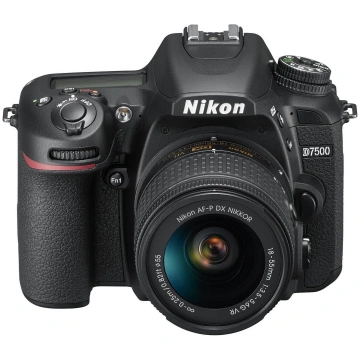Nikon D7500 18-55mm f/3.5-5.6G VR