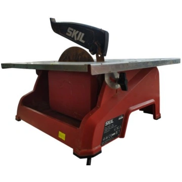 Lietots - Skil Bt1E1360 (P1015968)