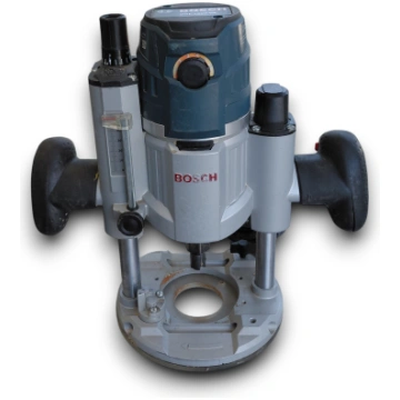 Lietots - Bosch GOF 1600 CE Professional