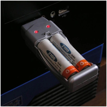 Usb lādētājs AA un aaa tipa baterijām