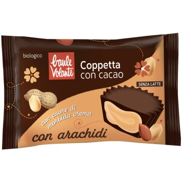 Coppetta con cacao con cuore di morbida crema con 