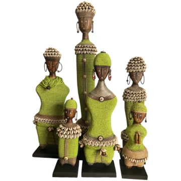 Silver Neckware 18"H Moyo