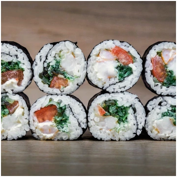 Ebi Tom Kha Maki