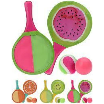 Free and Easy Pludmales spēle Catch and Beach ball