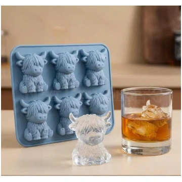 3D Highland Cow Silicone Ice Cube Mold