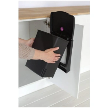 Atkritumu tvertne virtuves skapim, 10 l Brabantia