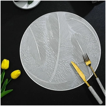 Place Mats Set of 6, Round with Feather Pattern Pl
