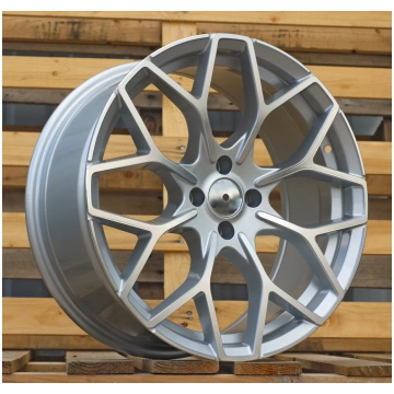 Diski R18 4×100 J8 ET30 RACINGLINE B1449 SMART Sil