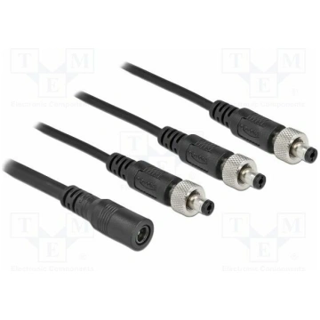 Cable; DC 5,5/2,1 plug x3,DC 5,5/2,1 socket; strai