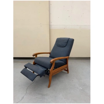 Lietots - Atpūtas krēsls ar relax funkciju - mehān