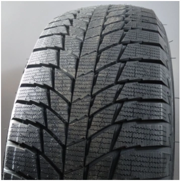 TRIANGLE PL01 235/45 R18 XL MFS 98R